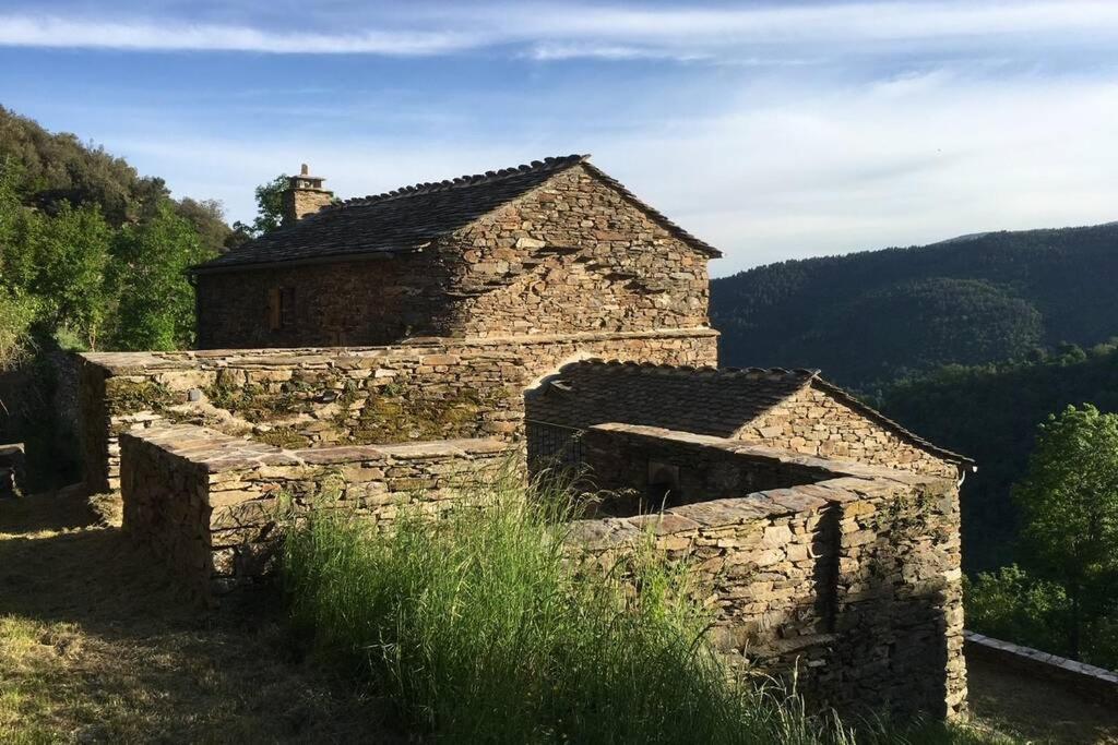 Villa La Pellegrine, Parc national des Cévennes Le Salson Exterior foto
